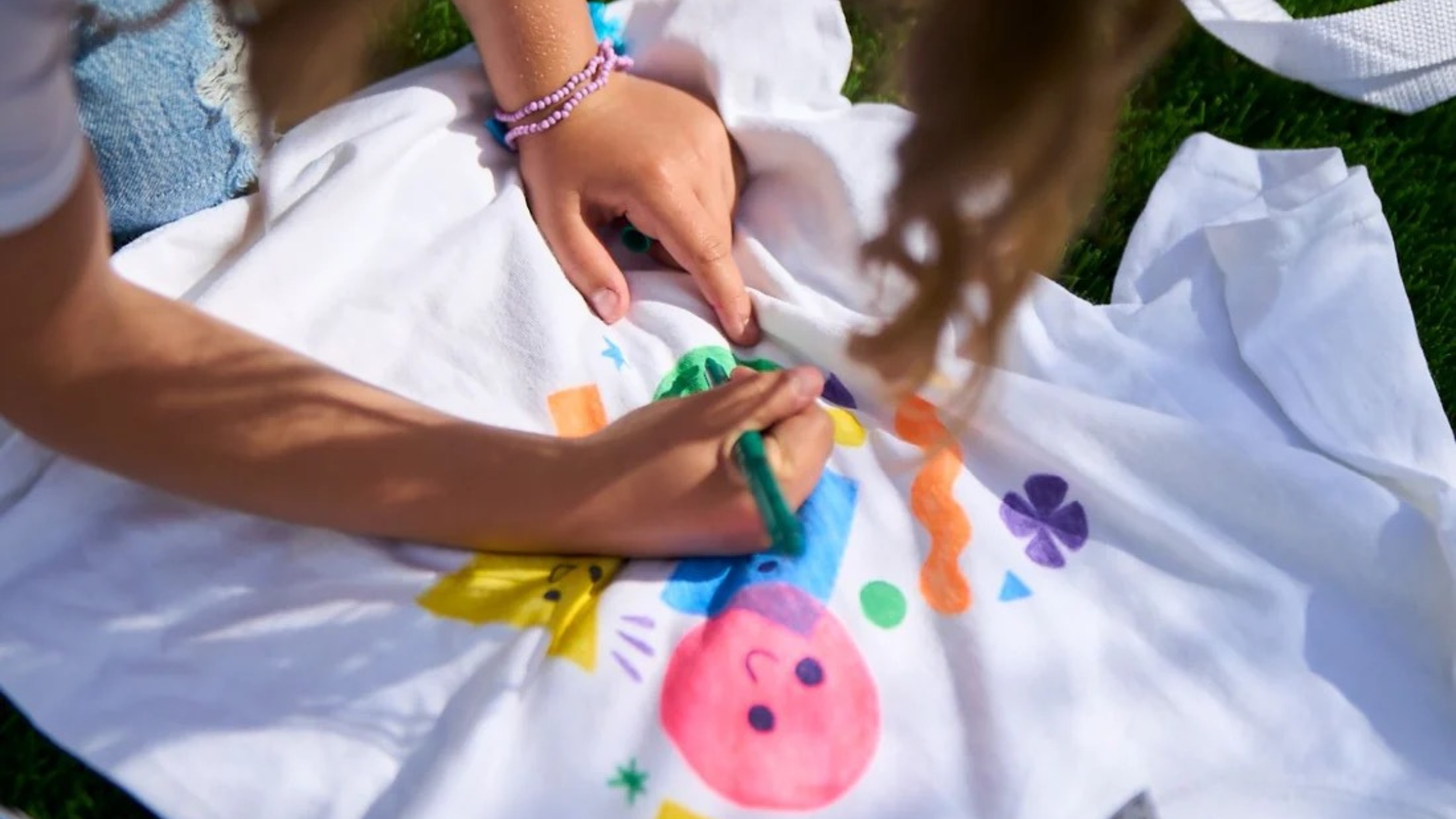 Blog Title: Beyond the Screen: 10+ Fun Screen-Free Activities for Kiwi
