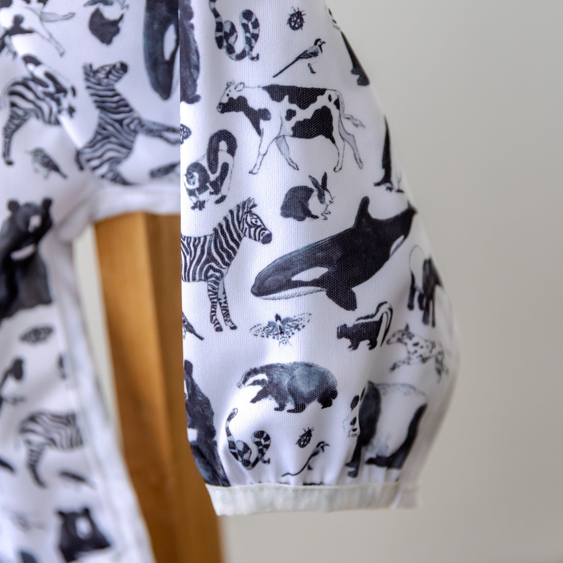 Bear & Moo Sleeved Bib | Monochrome Animals